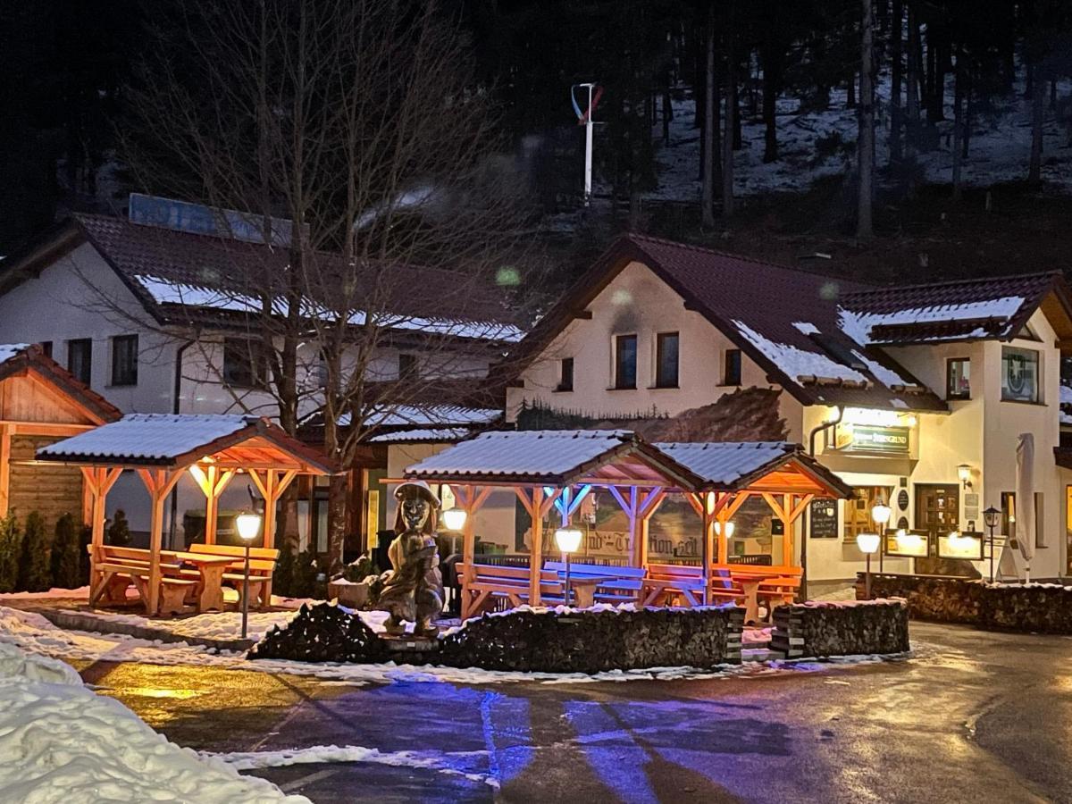 Hotel & Gasthaus Sterngrund Zella-Mehlis Ngoại thất bức ảnh